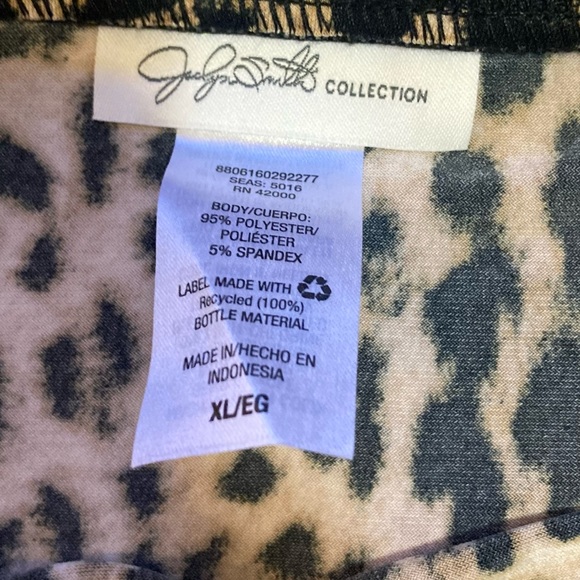 Super cute stretchy leopard skirt. Size XL Jacklyn Smith - Picture 3 of 3